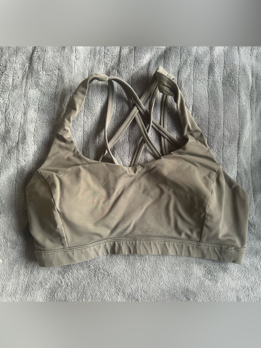 Lululemon Strappy Sports Bra - size 8, Olive Green